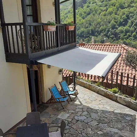 La Casina De Santulaya Adrales